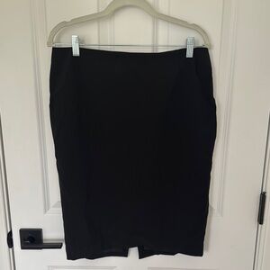 Elie Tahari Black Knee-Length Pencil Skirt